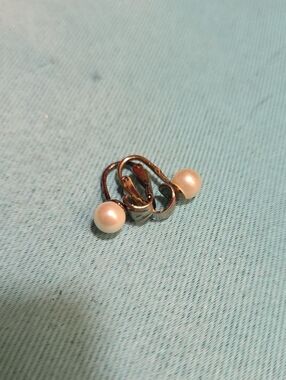 Richellou Classic Pearl Clip-On Earrings - White Pearls